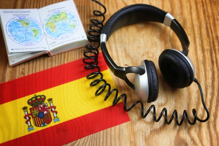 Guide complet pour apprendre l'espagnol seul avec 10 astuces efficaces et éprouvée