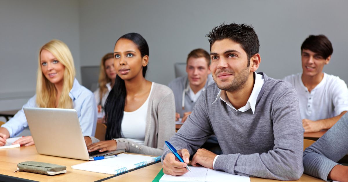 Préparer le TOEIC à Paris : Méthodes et Centres 2026