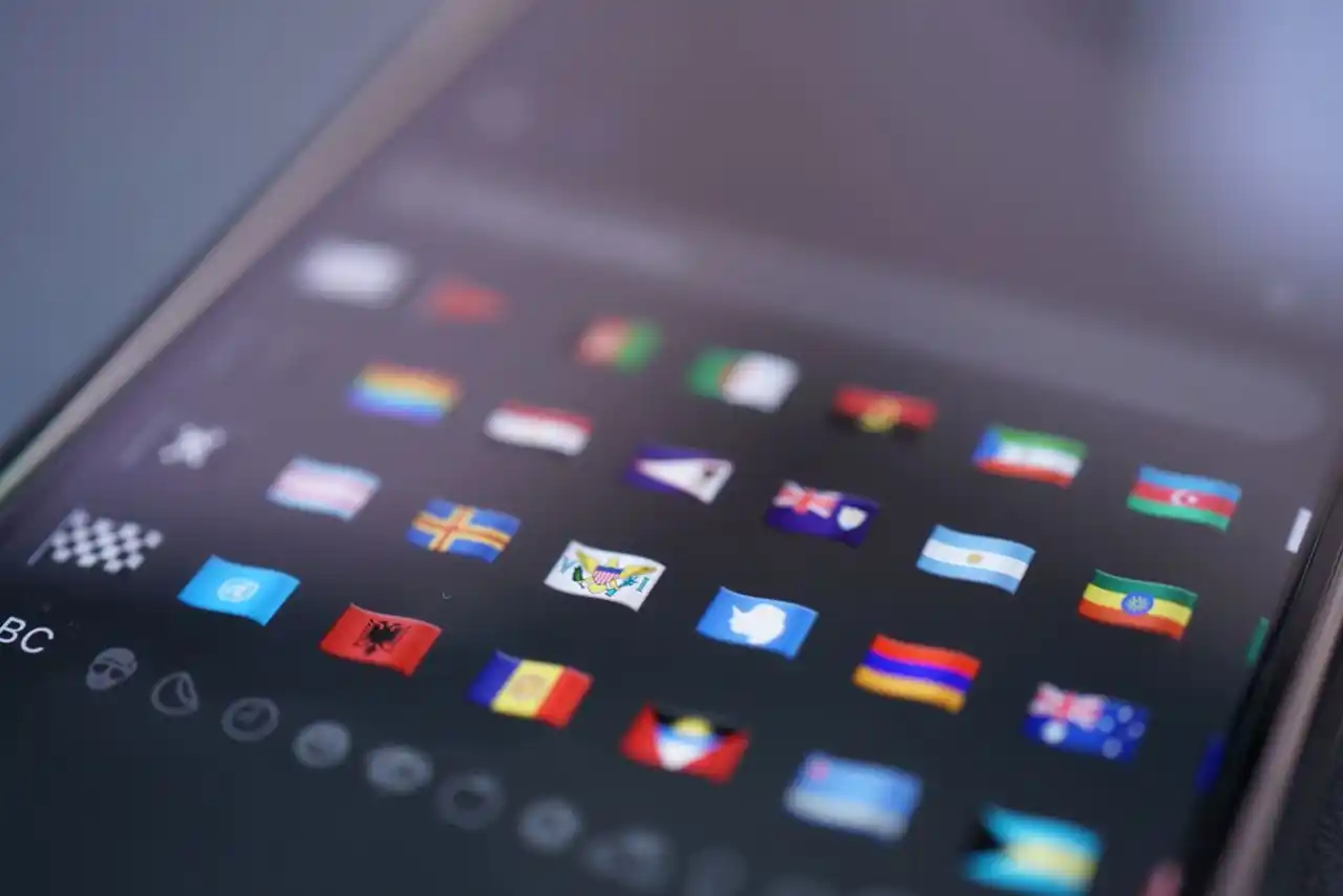 Illustration des meilleures applications pour apprendre une langue gratuitement : le comparatif